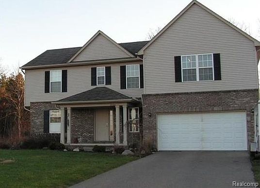 2nd image of 8166 Peninsula Cir