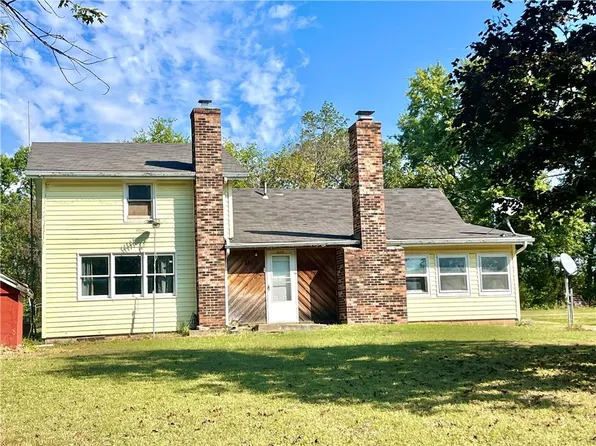 14375 E Rebel Rd, Nevada, MO 64772