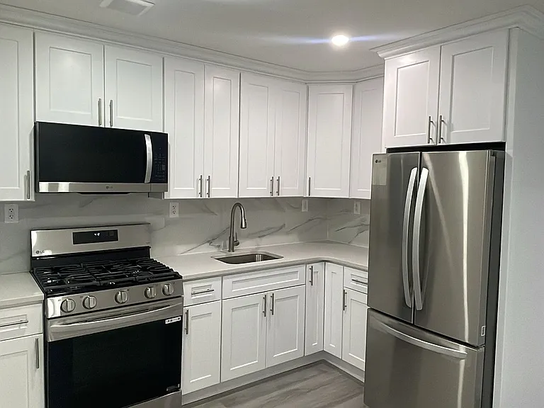 1425 Prospect Pl #2 — Photo 3