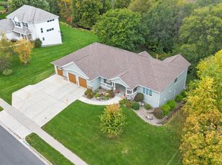 1372 Featherstone Rd, Hastings, MN 55033