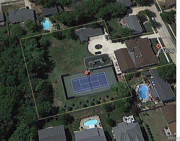 1st image of 11636 Larkridge Ln