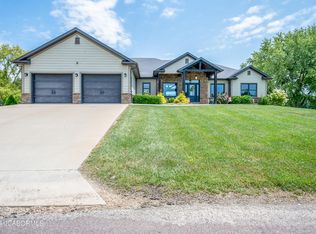 10528 Marina Rd, Jefferson City, MO 65101