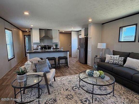 4th image of 200 W 20th St #A138