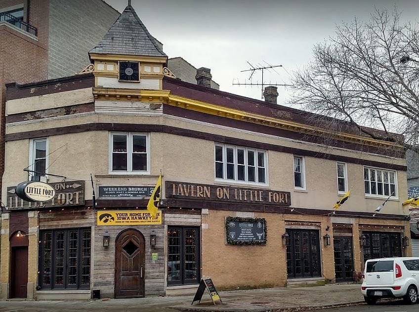 1st image of 4128 N Lincoln Ave #1