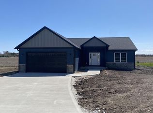 11213 Kraut Rd, Franksville, WI 53126