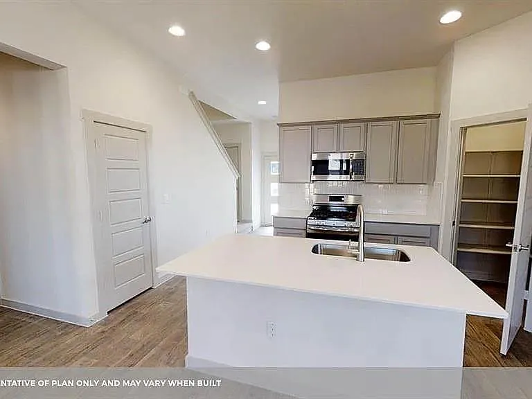 4609 Quarrybank Dr — Photo 4