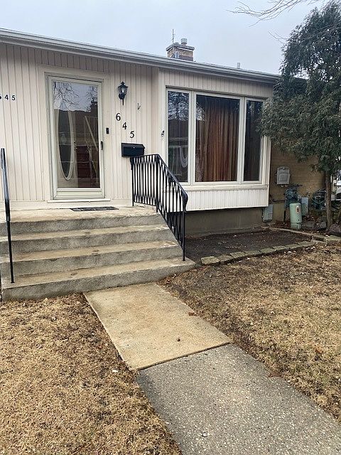 1st image of 645 Nelson Ln #645