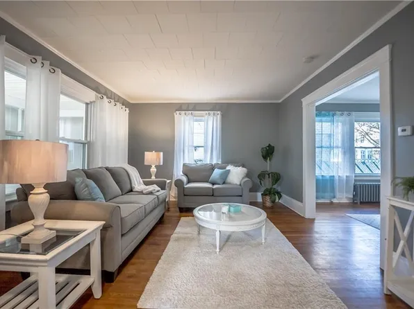 180 Warwick Ave, Cranston, RI 02905