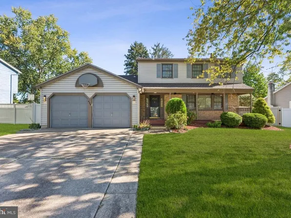 628 Chatham Rd, Somerdale, NJ 08083