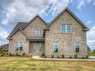 1651 Savoy Dr, Murfreesboro, TN 37130