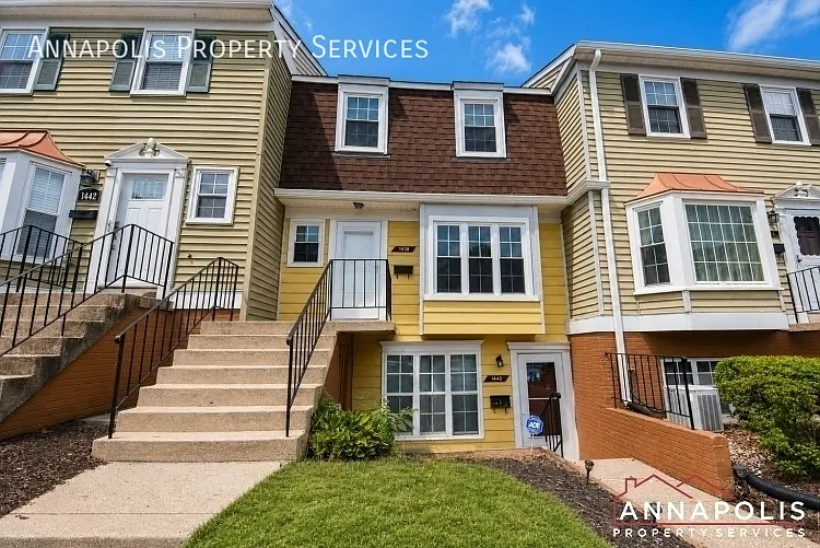1438 Harwick Ct — Photo 1