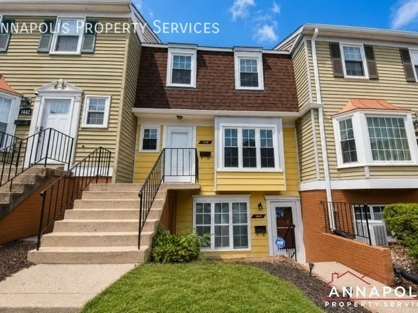 1438 Harwick Ct, Crofton, MD 21114