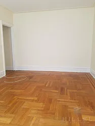 Rented by Hillel Realty Group