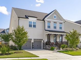 920 Village View Ln, Cary, NC 27519