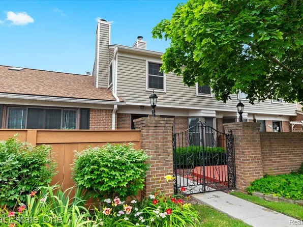 22302 Pondview, Novi, MI 48375