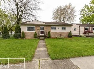 14382 Leonard Ave, Warren, MI 48089