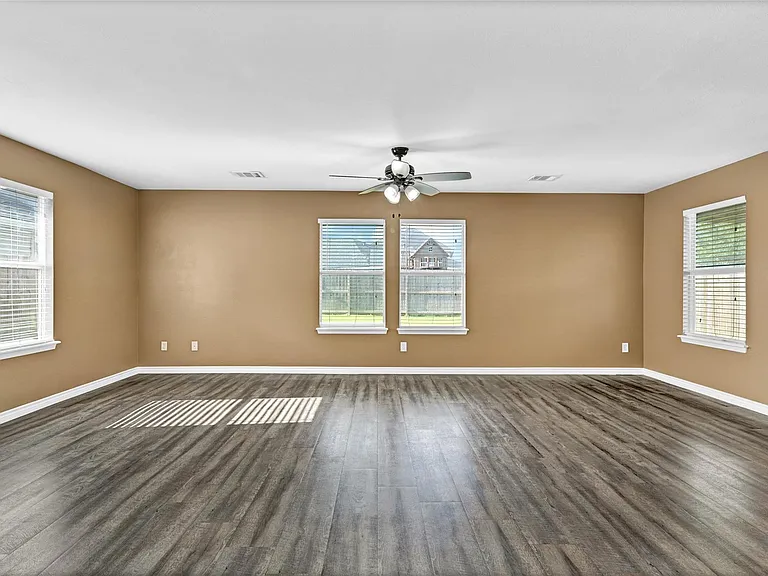 13218 Ambrosa Dr — Photo 6