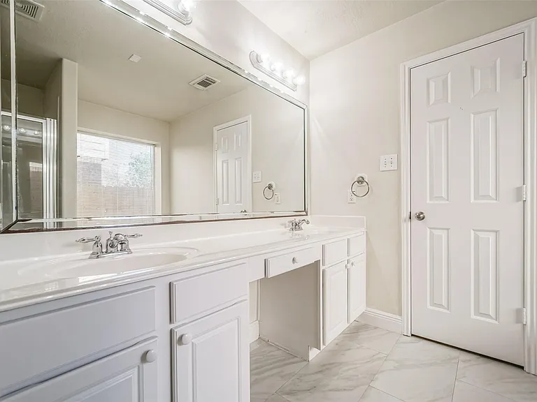 4822 Mosaic Canyon Ct — Photo 21
