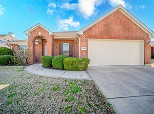 4280 Lakemont Dr, Grand Prairie, TX 75052