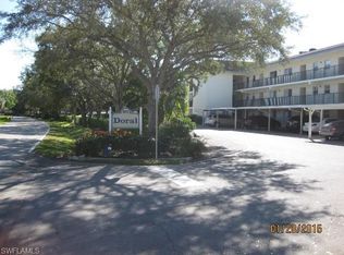 201 Quail Forest Blvd APT 106, Naples, FL 34105