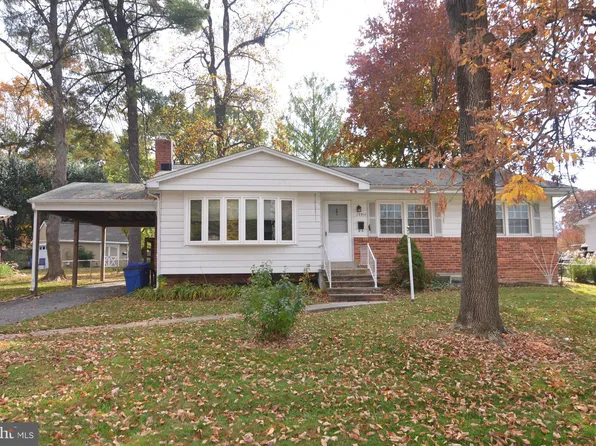 13911 Marianna Dr, Rockville, MD 20853