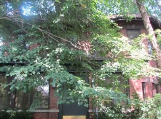 1526 W Sherwin Ave, Chicago, IL