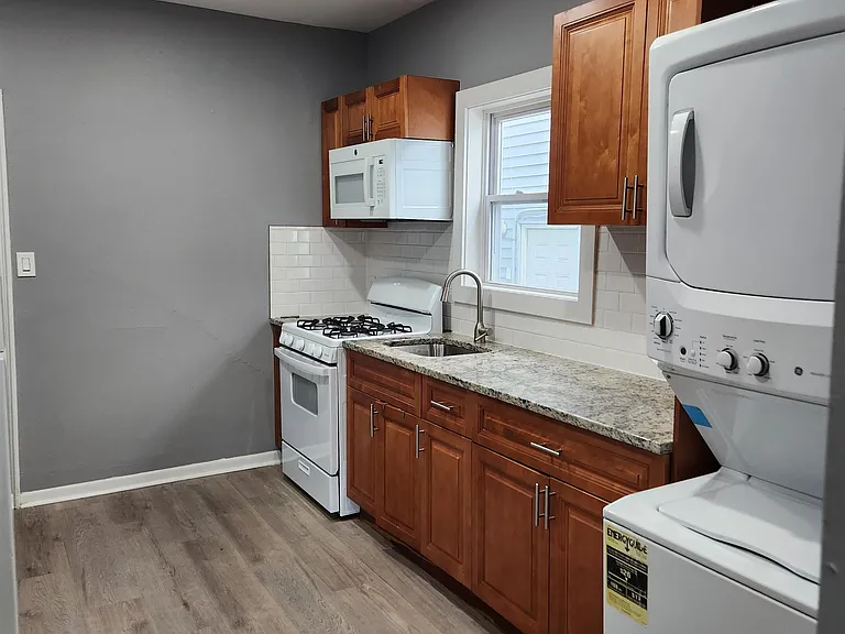 334 Stegman Pkwy W #JC — Photo 10