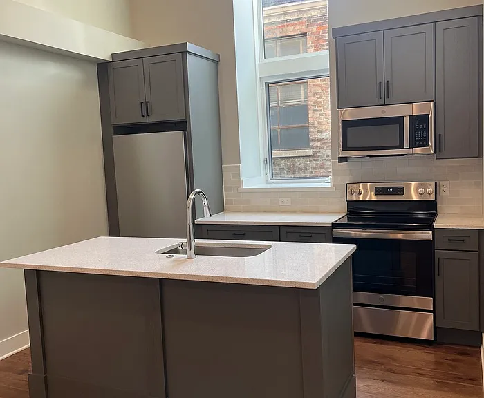810 Plum St #2 — Photo 5