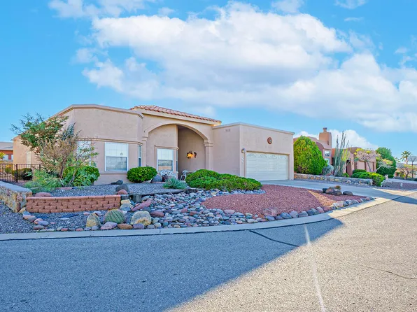 4450 Los Arboles Dr, Las Cruces, NM 88011