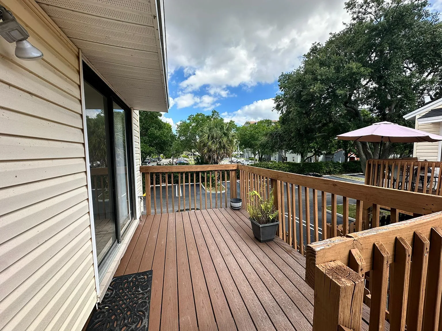 1 bed, 1.0 bath, 627 sqft, $1,780 — Photo 2