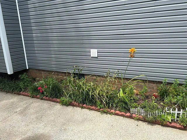 111 Cunningham Pl — Photo 2