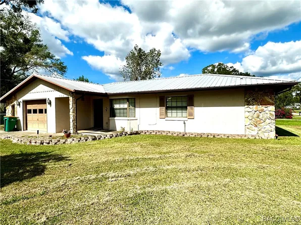 300 Daffodil St, Inverness, FL 34452
