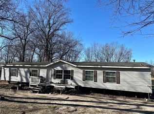 7909 SE River Rd, Galena, KS 66739