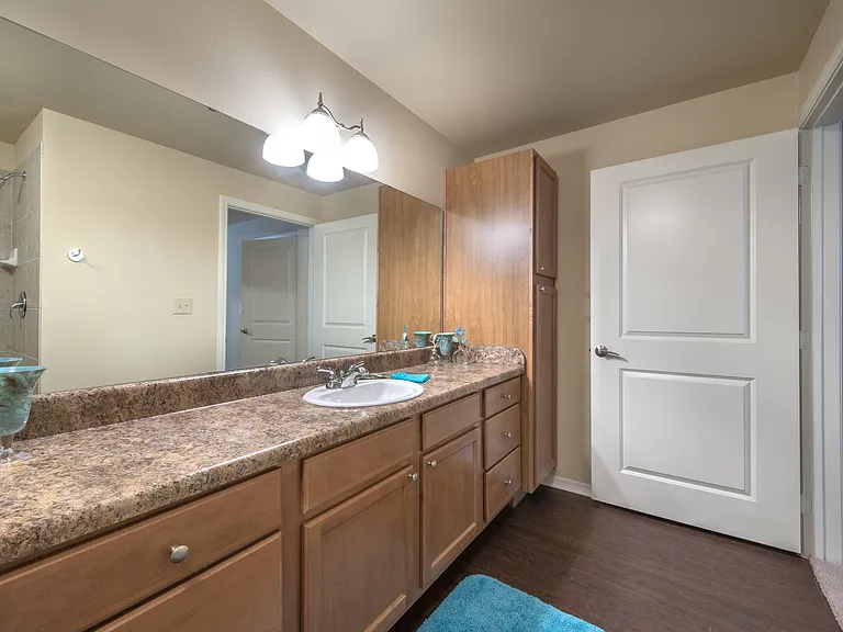Overture Ridgmar 55+ Apartment Homes — Photo 30