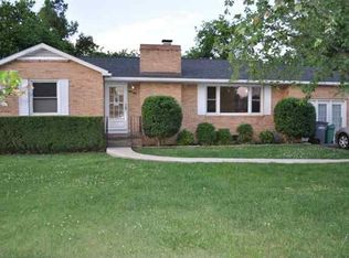 3030 Alpha Dr, Paducah, KY 42003