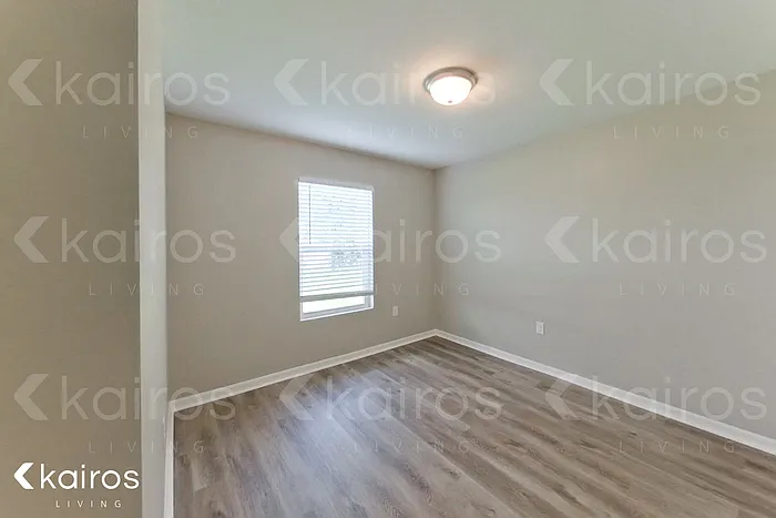 1126 NW 4th Ave — Photo 7