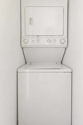 Rented by R New York | media 30