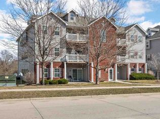 880 Rachael St APT 102, North Liberty, IA 52317