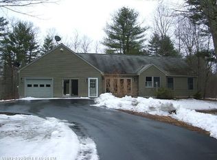 272 Log Cabin Rd, Arundel, ME 04046