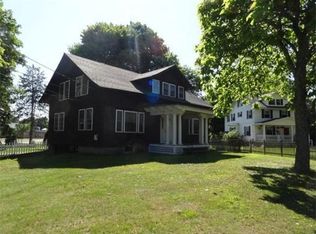 207 Franklin St, Wrentham, MA 02093