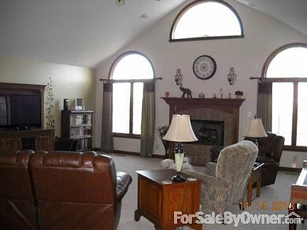 Great Room and Gas Fireplace