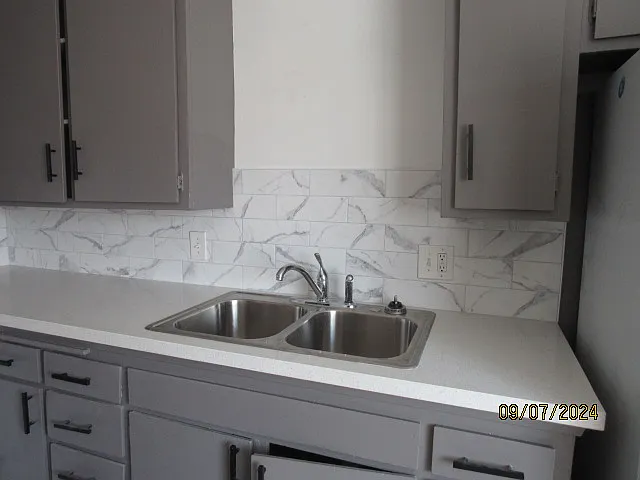 2 bed, 850 sqft, $2,450 — Photo 4