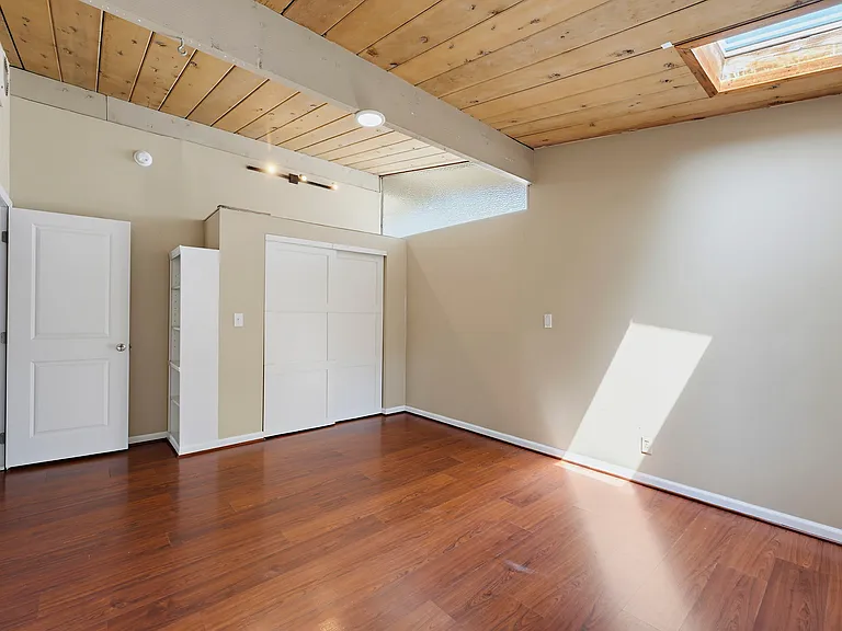 7023 126th St E — Photo 8