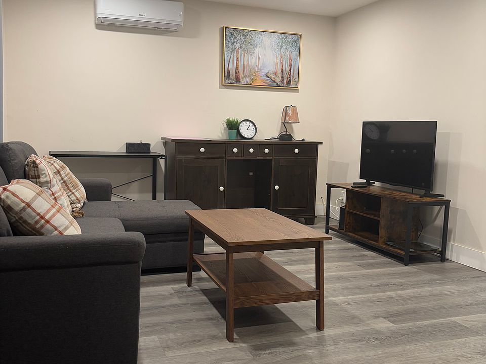 1st image of 1830 E Villa St APT 4