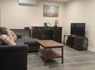 1830 E Villa St APT 4, Pasadena, CA 91107