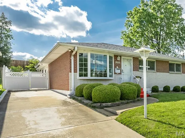 1513 Banneker Ave, Saint Louis, MO 63117