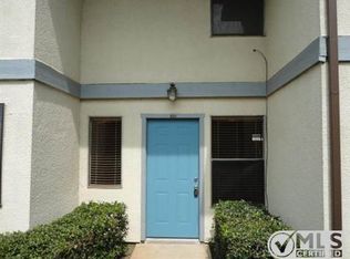 620 Ridgeline Dr, Hurst, TX 76053