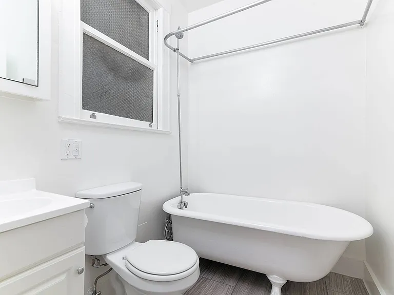750 O'Farrell — Photo 10