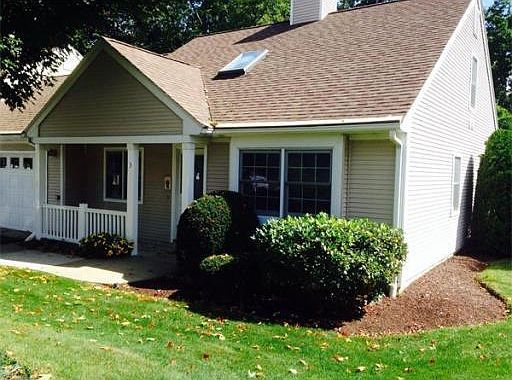 1st image of 3 Lenox Dr