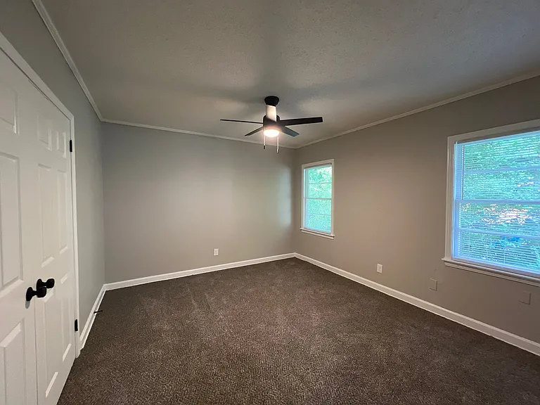 3101 Douglass Ave — Photo 12